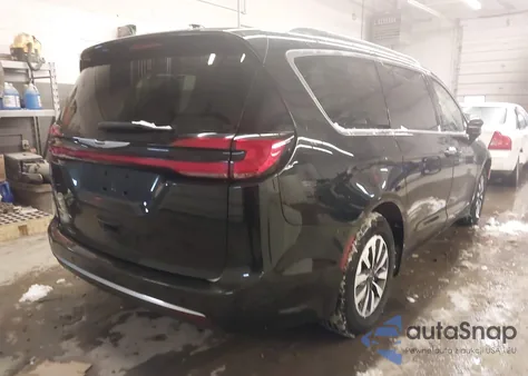 2021 Chrysler Pacifica Touring L из США, поврежденный, VIN 2C4RC1BG7MR511487